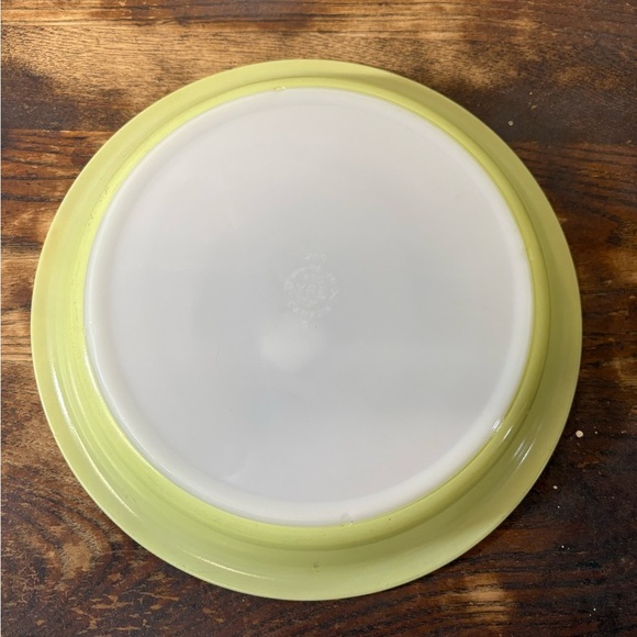 Vintage Pyrex White and Green Pie Plate - Picture 3 of 7